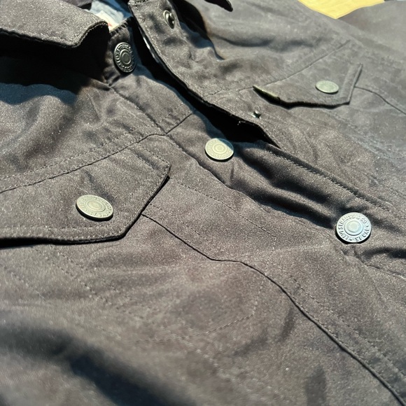 Women’s Levi's Original Trucker Black Quilted Insulated
Softshell Jacket - Picture 4 of 11